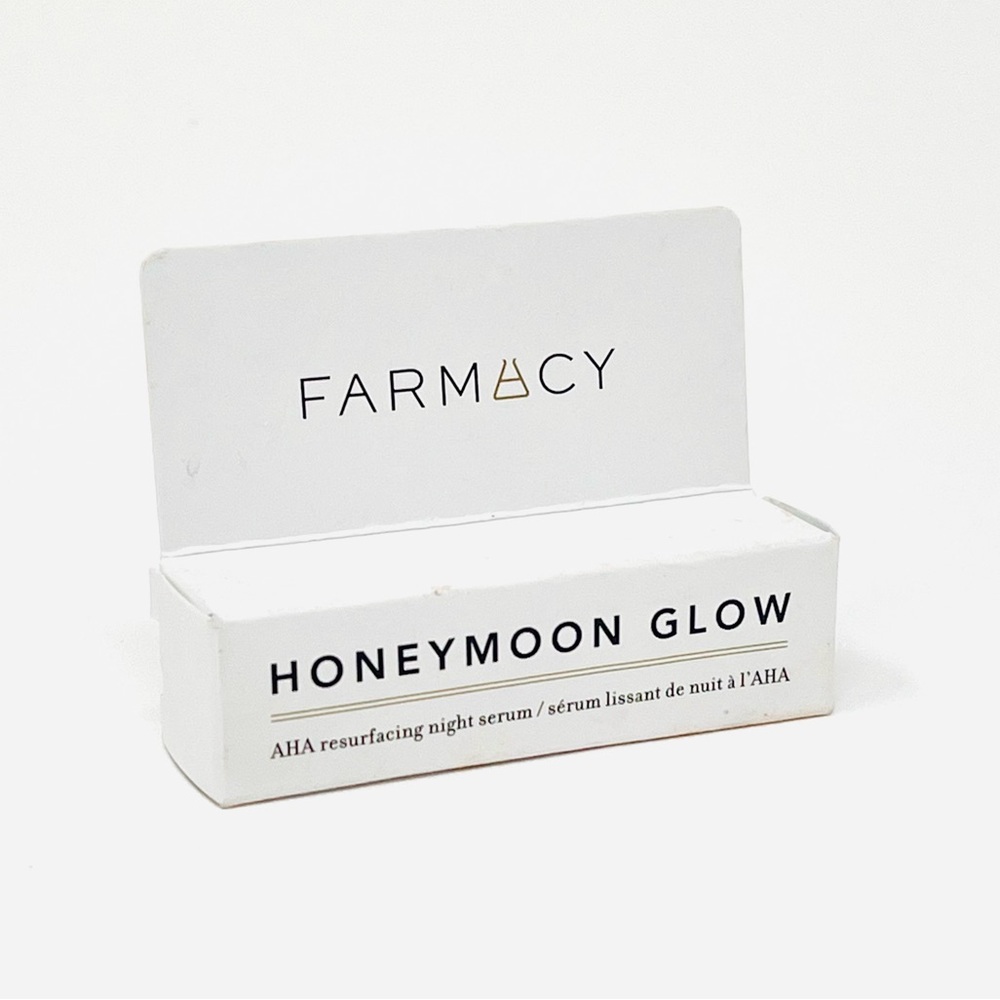 ✨ NEW Farmacy Honeymoon Glow AHA Night Serum - Travel Size ✨